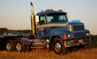 lowboy 106